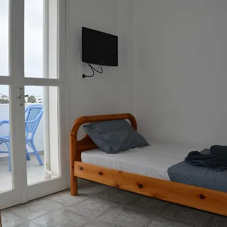 Valentino Apartment Perissa (Santorini)